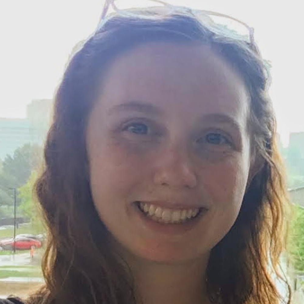Meet your Posher, Abigail